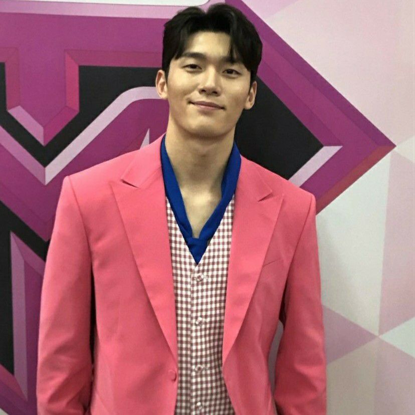 Recent activity shot of Jeon Jonghyeok