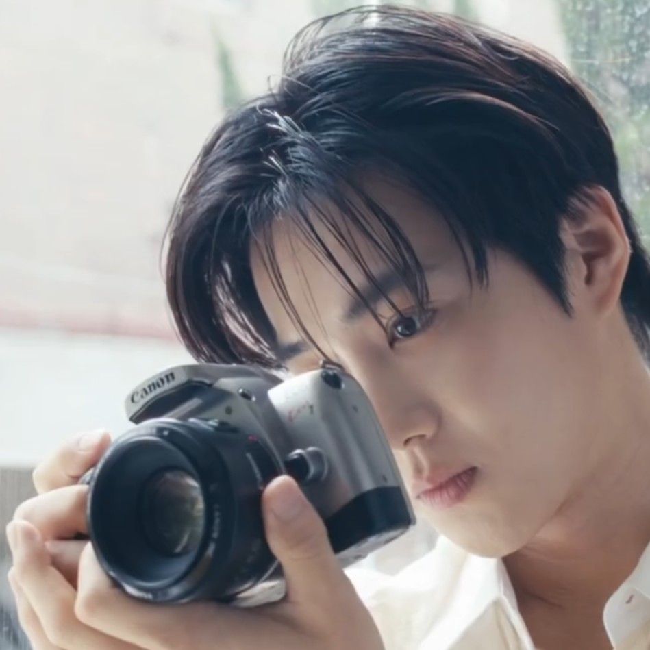 Recent activity shot of Suho