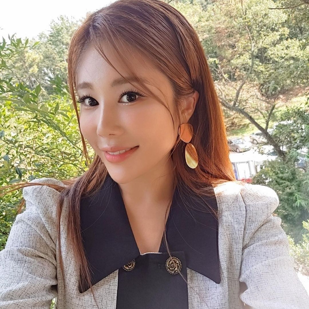 Latest photo of Kim Soyou