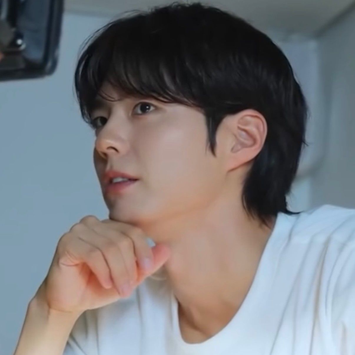 Recent activity shot of Park Bogum