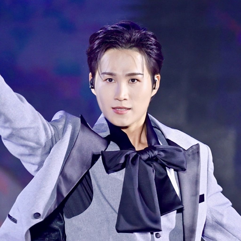 金熙栽的最新照片