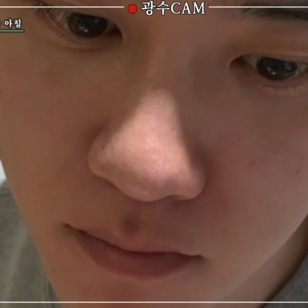 Cuplikan di balik layar dari Doh Kyungsoo (D.O.)