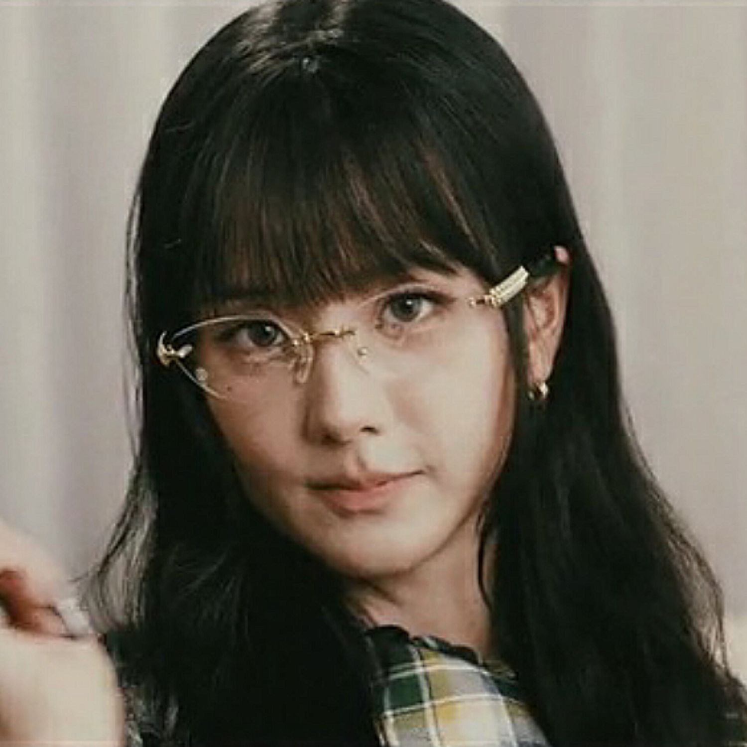 Behind-the-scenes cut of Jisoo (1995)