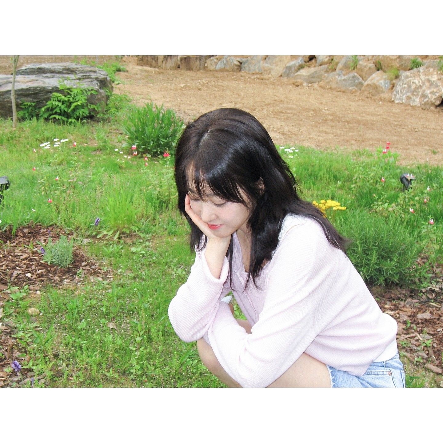 A moment captured by a fan of Park Boyoung