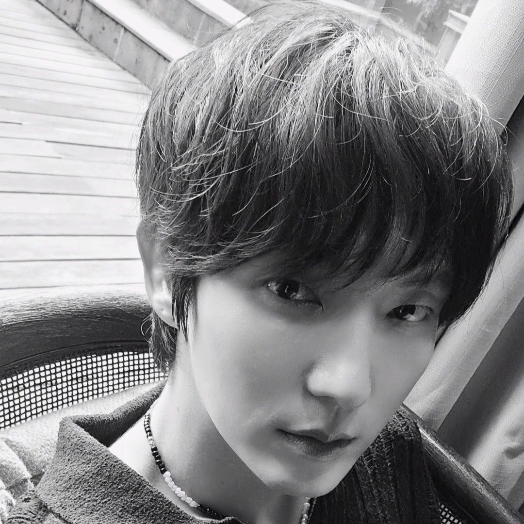 Behind-the-scenes cut of Lee Joongi