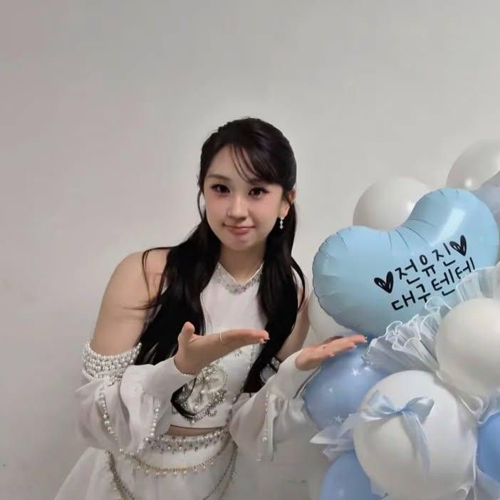 Foto kegiatan terbaru dari Jeon Yujin