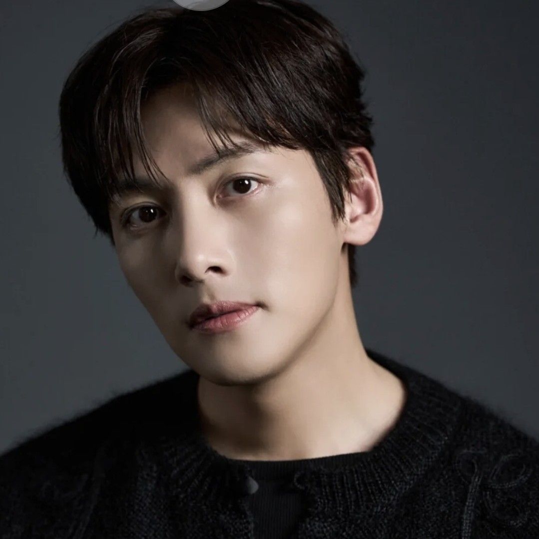 지창욱 최근 활동샷