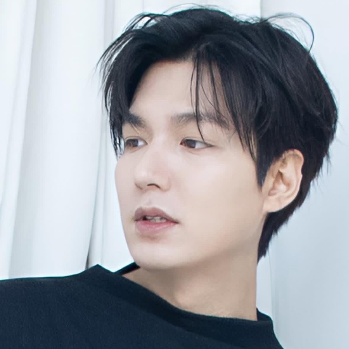 Behind-the-scenes cut of Lee Minho
