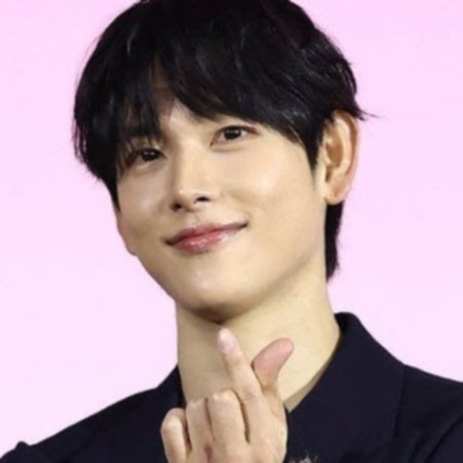 A moment captured by a fan of Lim Siwan