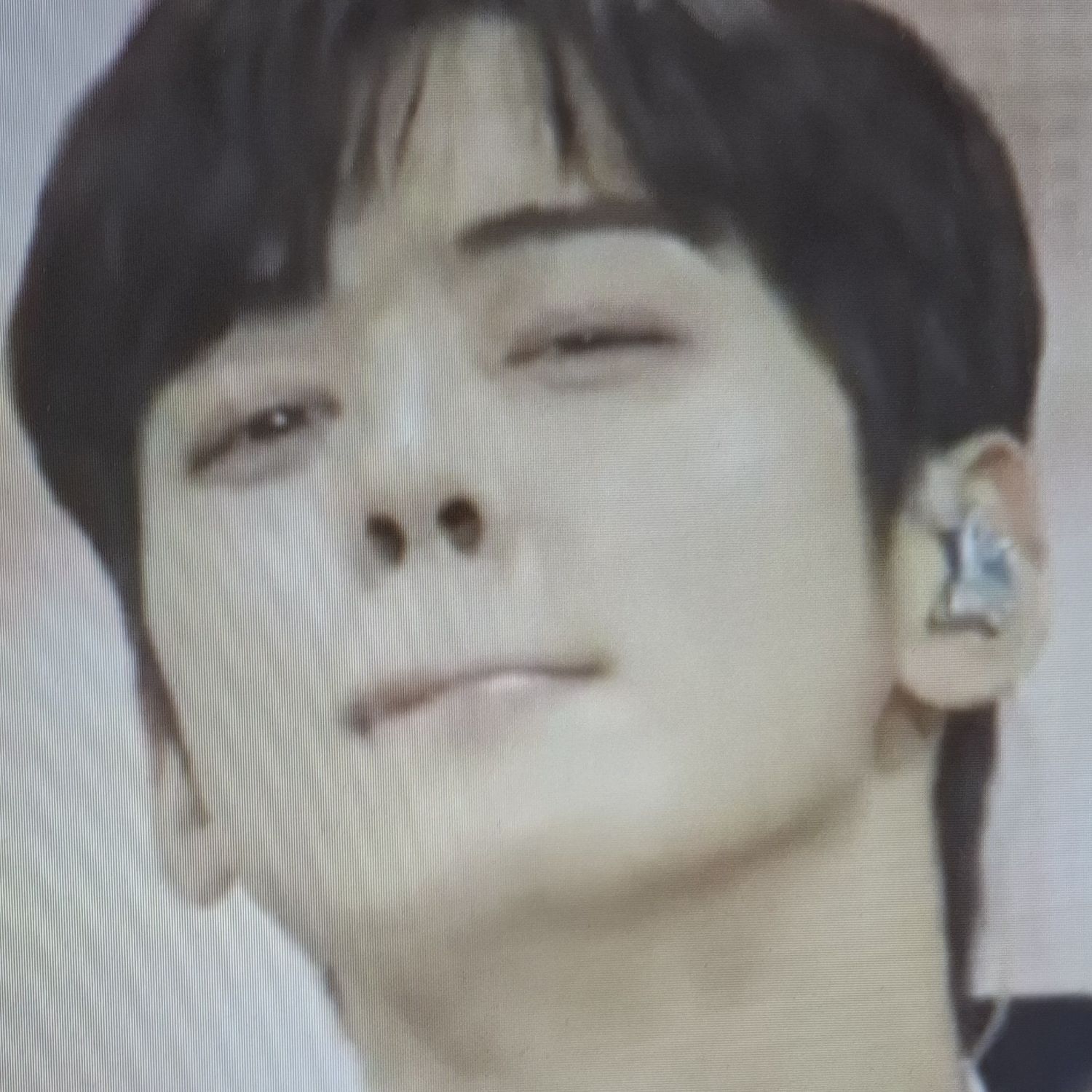 Behind-the-scenes cut of Cha Eunwoo