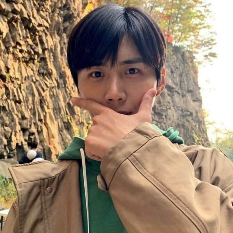 A moment captured by a fan of Kim Seonho