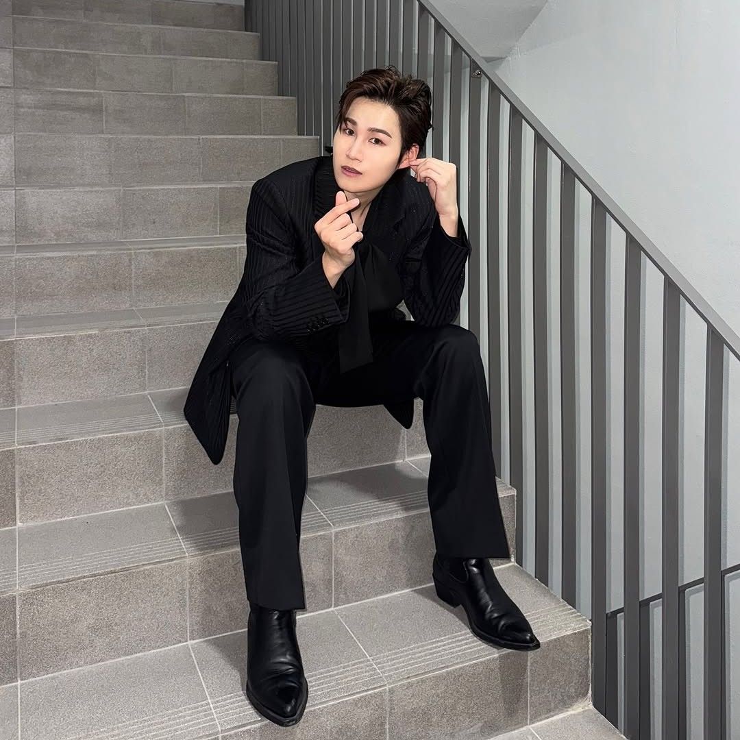 Behind-the-scenes cut of Kim Heejae