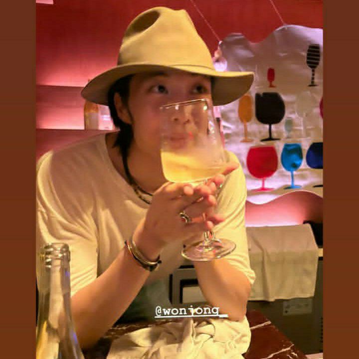 A moment captured by a fan of Lee Jongwon