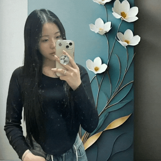 Behind-the-scenes cut of Jin Hyeoen