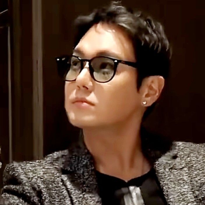 Recent activity shot of Hwanhee