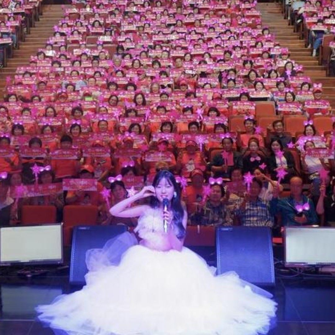 Recent activity shot of Bin Yeseo