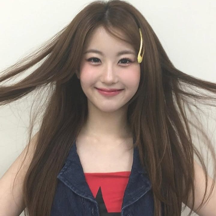 A moment captured by a fan of Oh Yujin