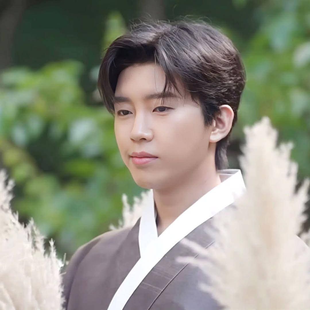 イム・ヨンウンの最近の活動ショット