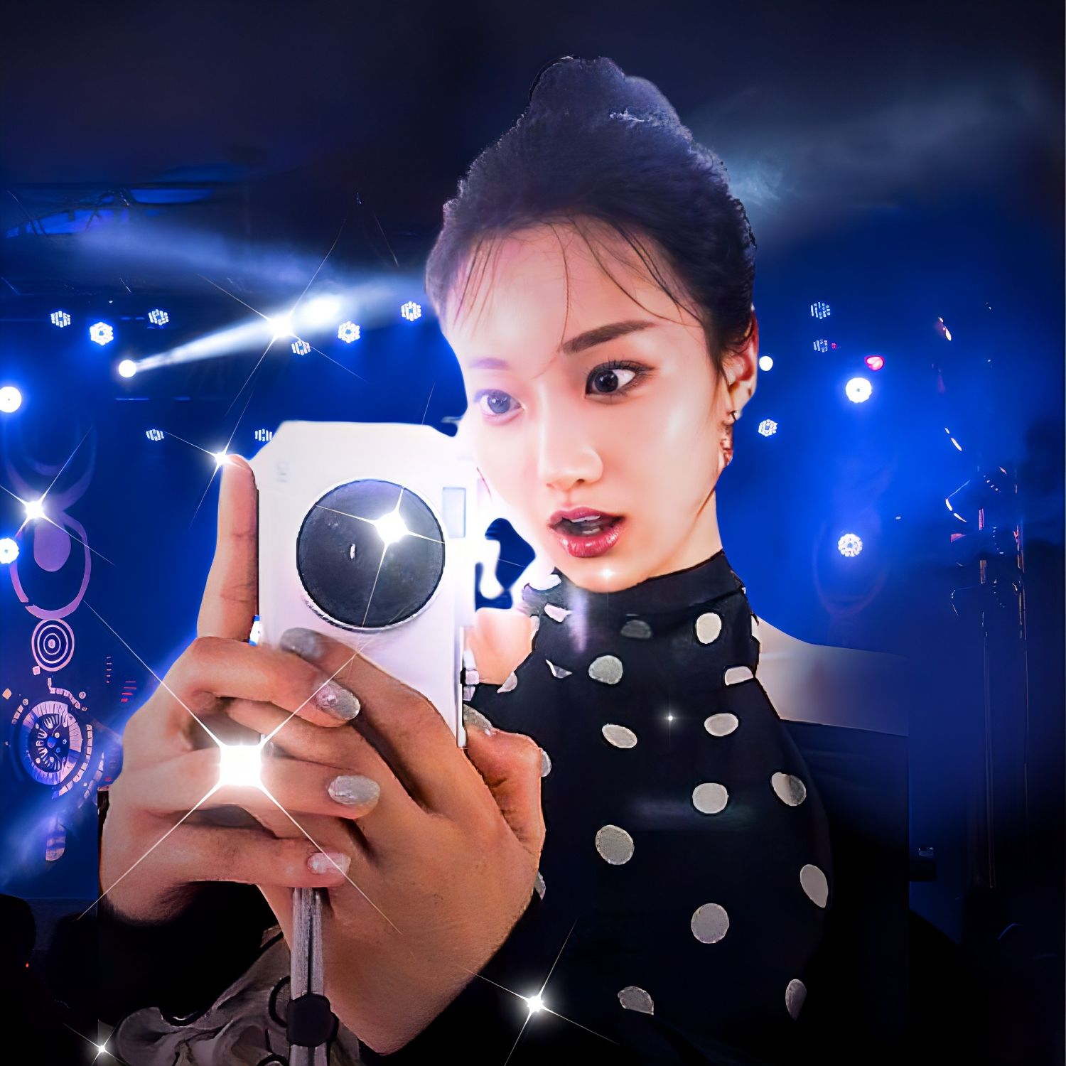 Behind-the-scenes cut of Kim Soyeon (2004)