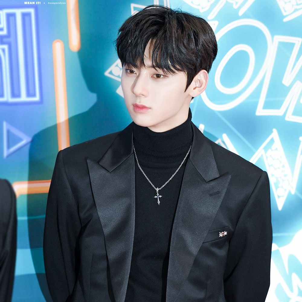Cuplikan di balik layar dari Hwang Minhyun