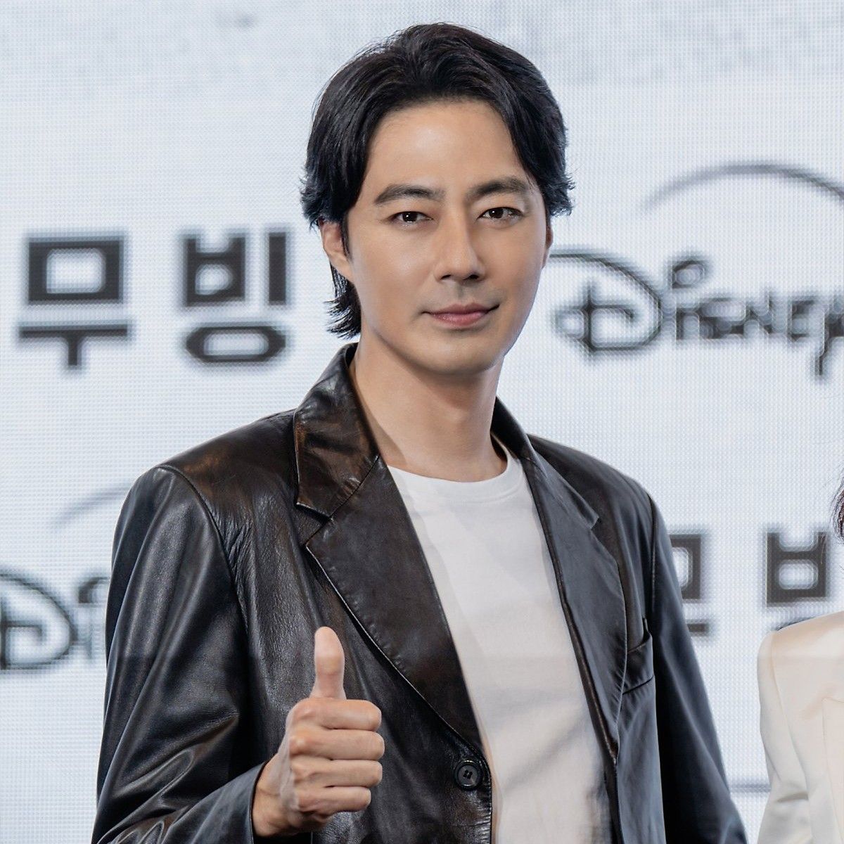 Recent activity shot of Jo Insung