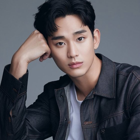 キム・スヒョンのビハインドカット