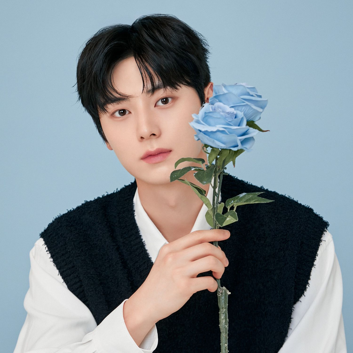 Recent activity shot of Hwang Minhyun