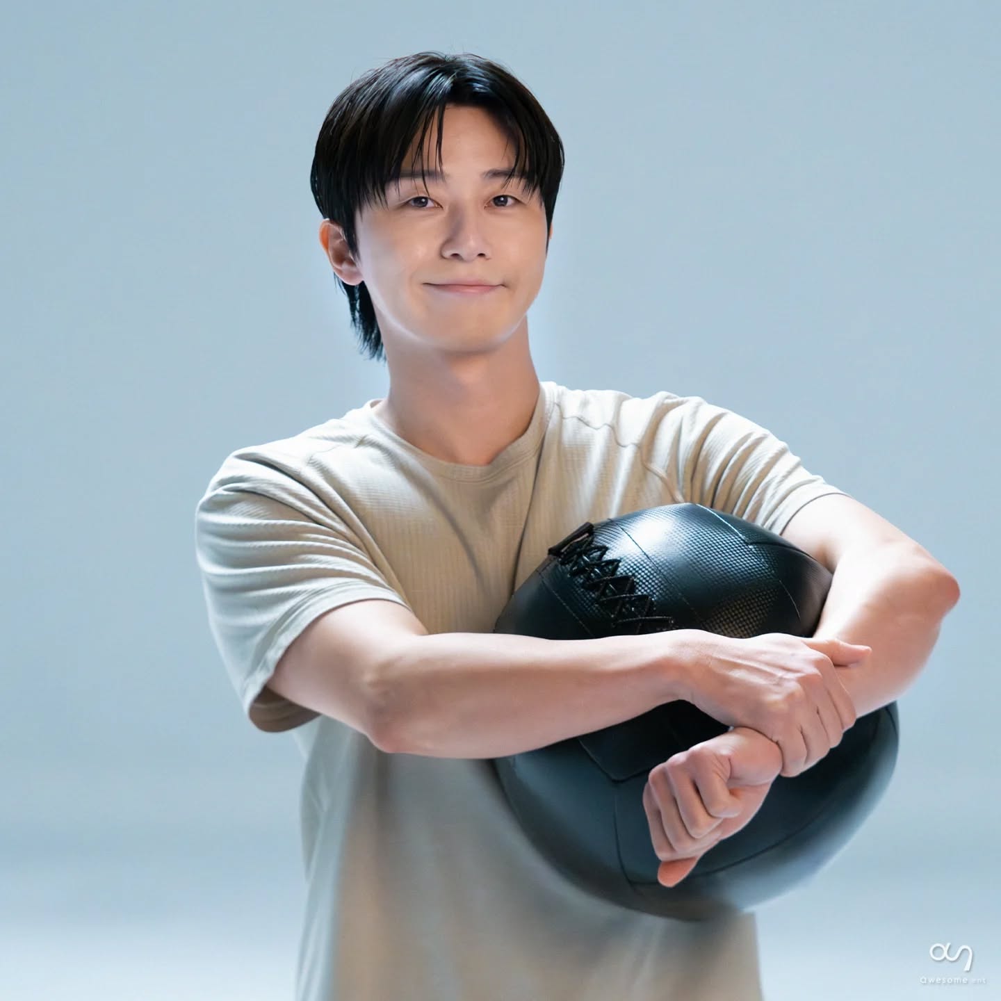 Recent activity shot of Park Seojoon