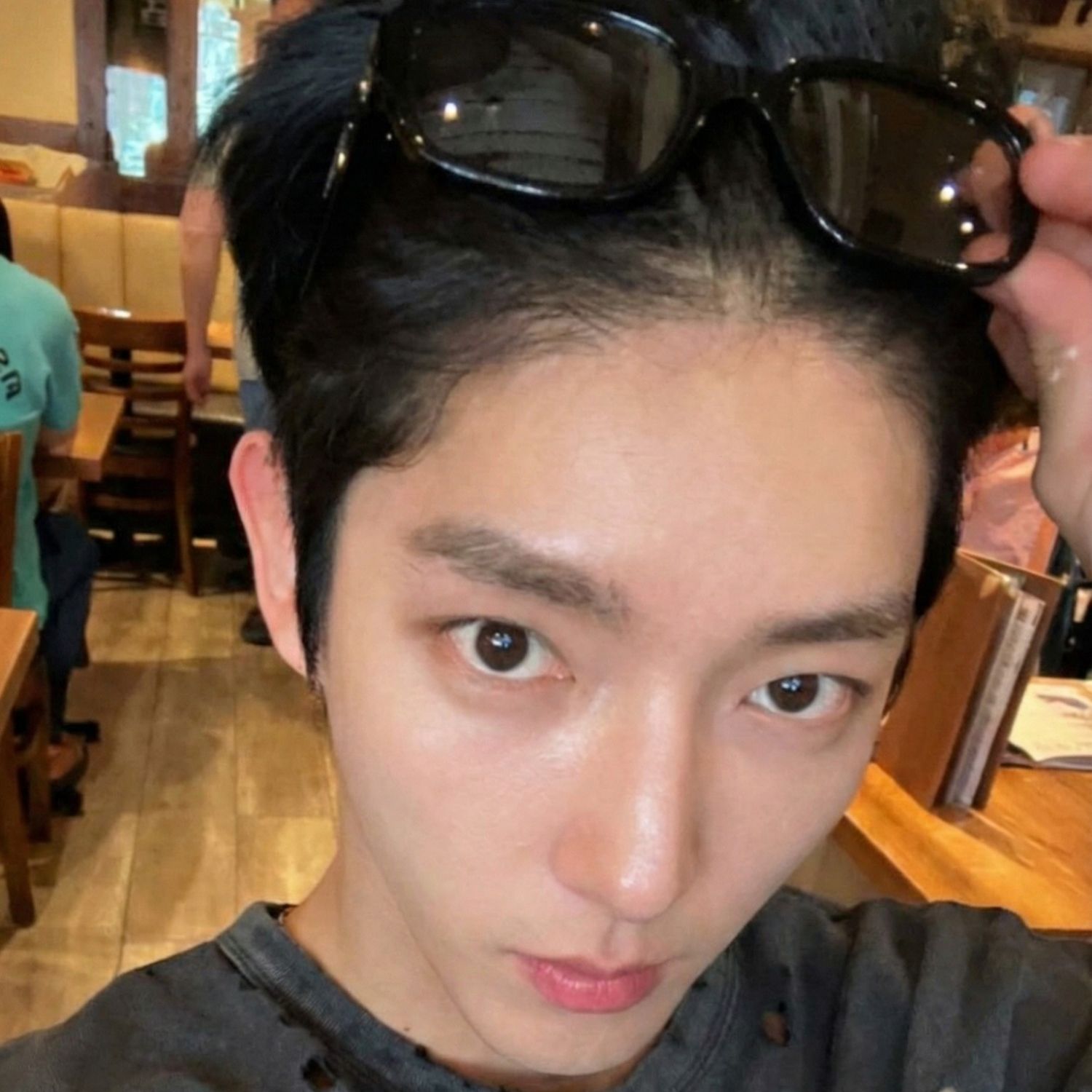 Behind-the-scenes cut of Lee Joongi