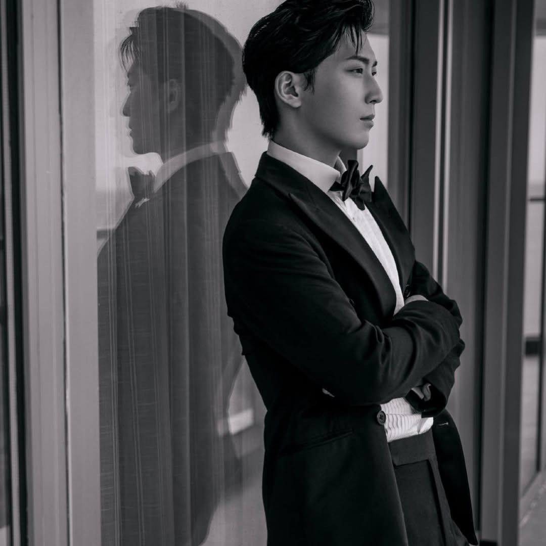 Behind-the-scenes cut of Shawn Dou