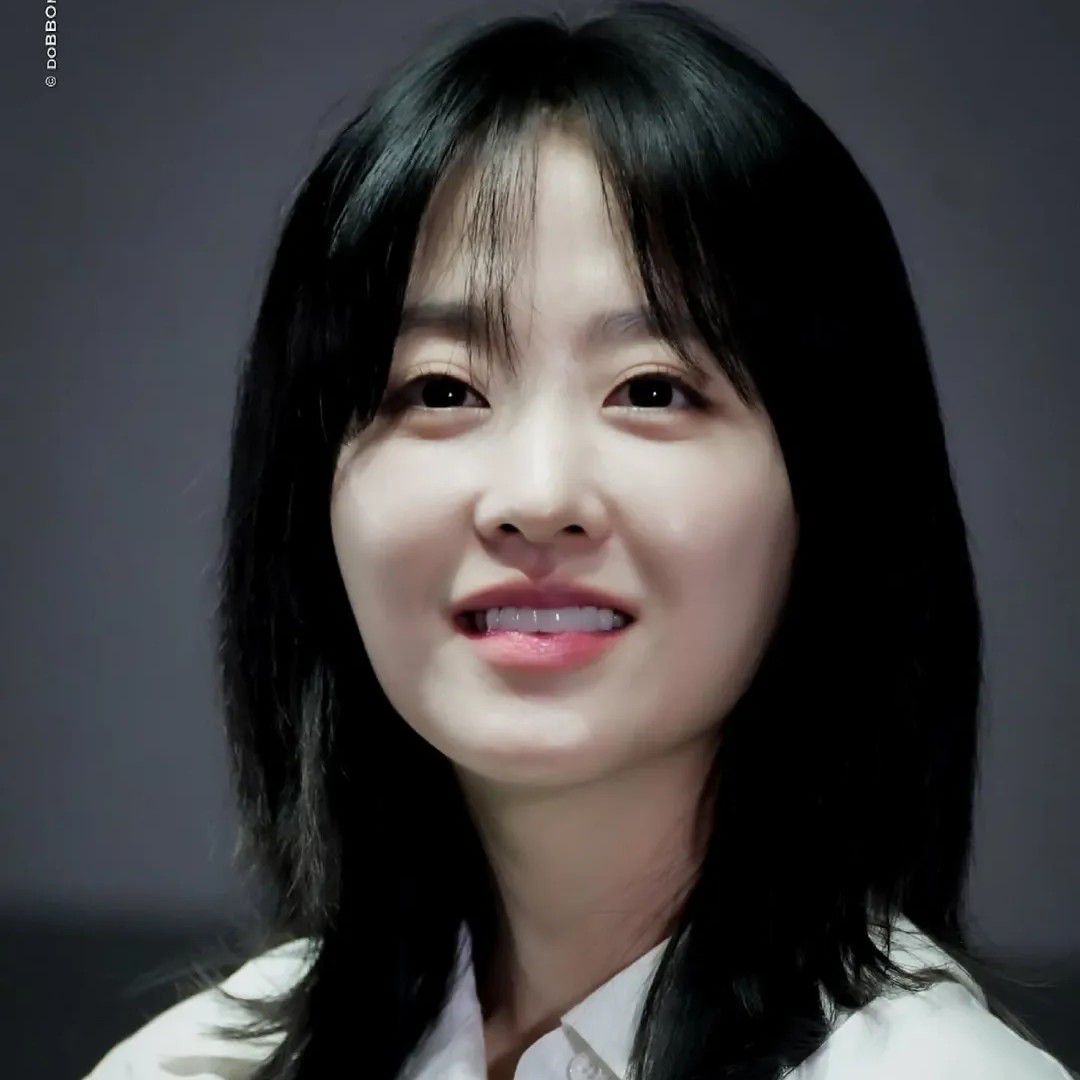 Latest photo of Park Boyoung