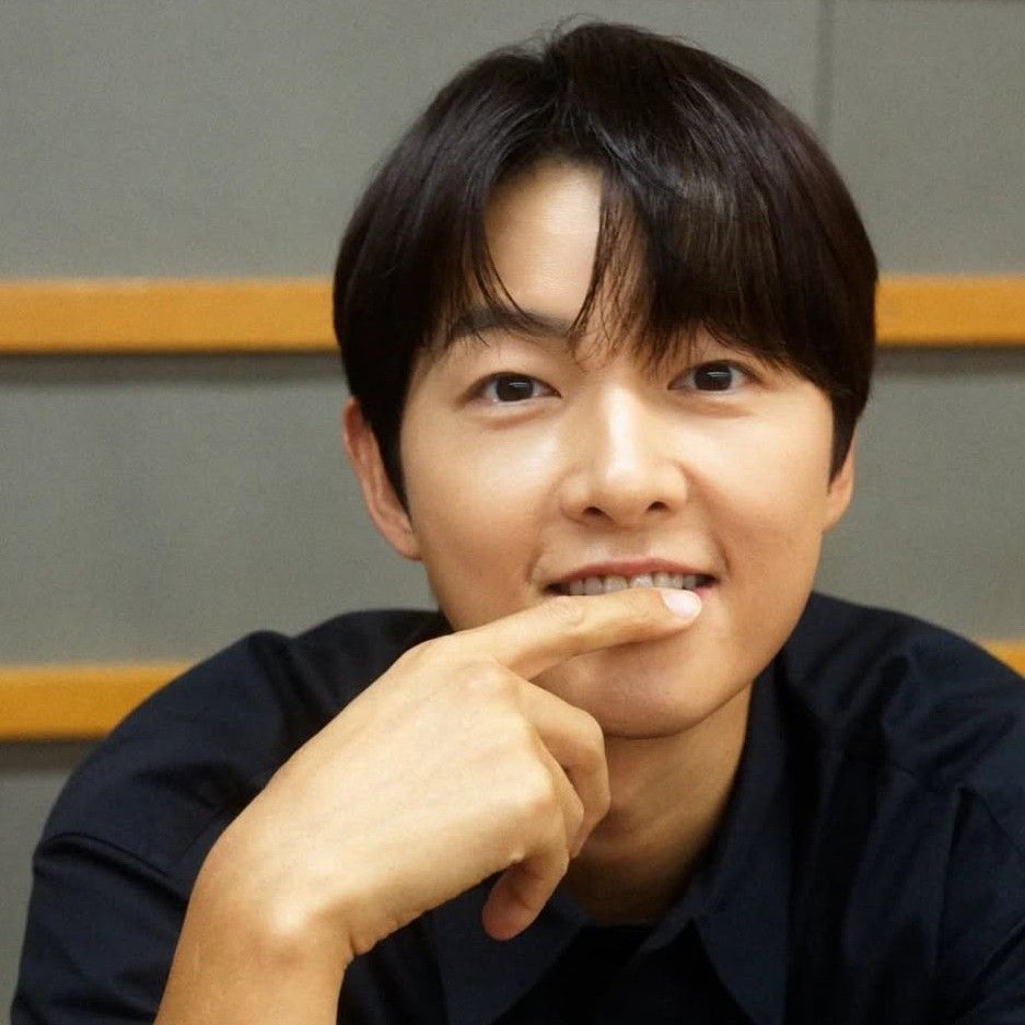 Behind-the-scenes cut of Song Joongki