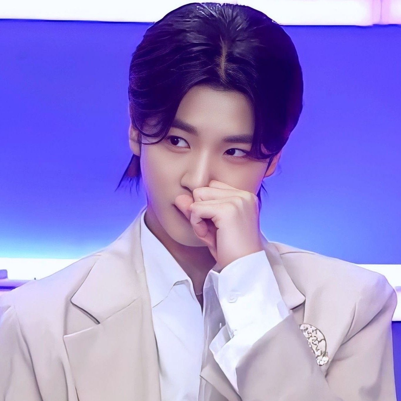 Behind-the-scenes cut of Jeong Dongwon