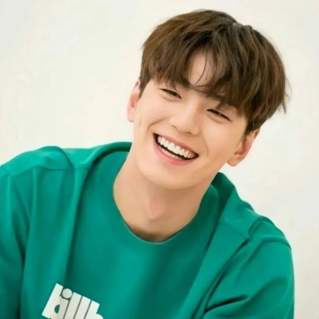 Recent activity shot of Kim Minkyu