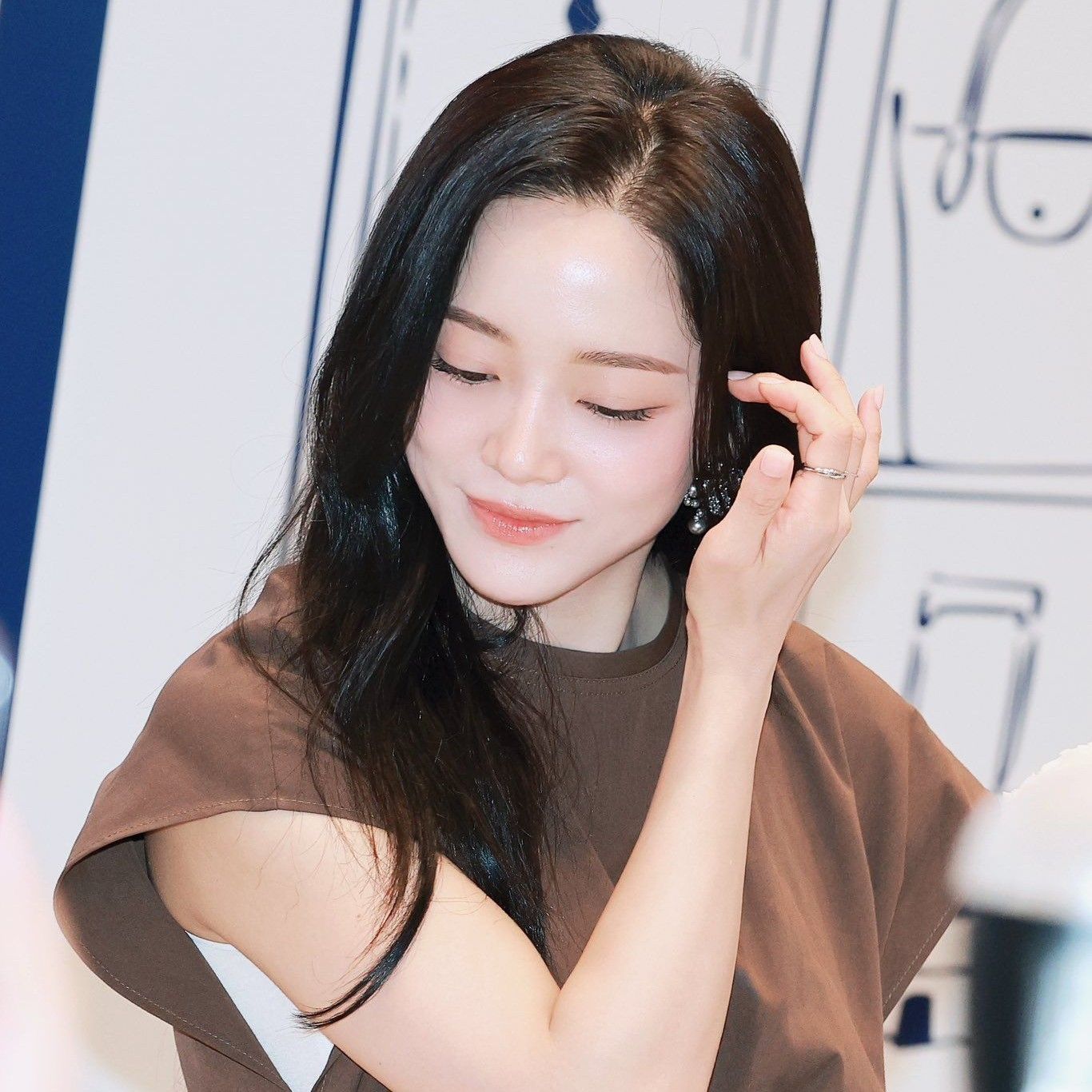 Latest photo of Kim Sejeong