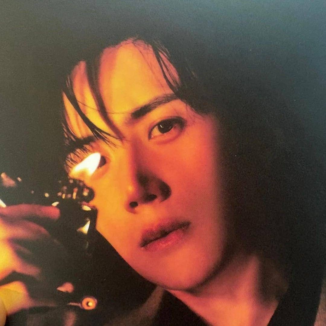 Behind-the-scenes cut of Kim Seonho