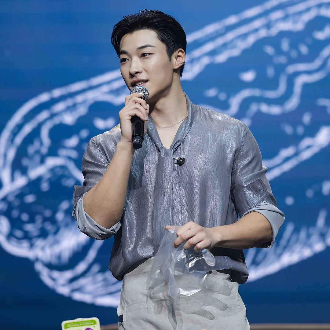 Behind-the-scenes cut of Woo Dohwan