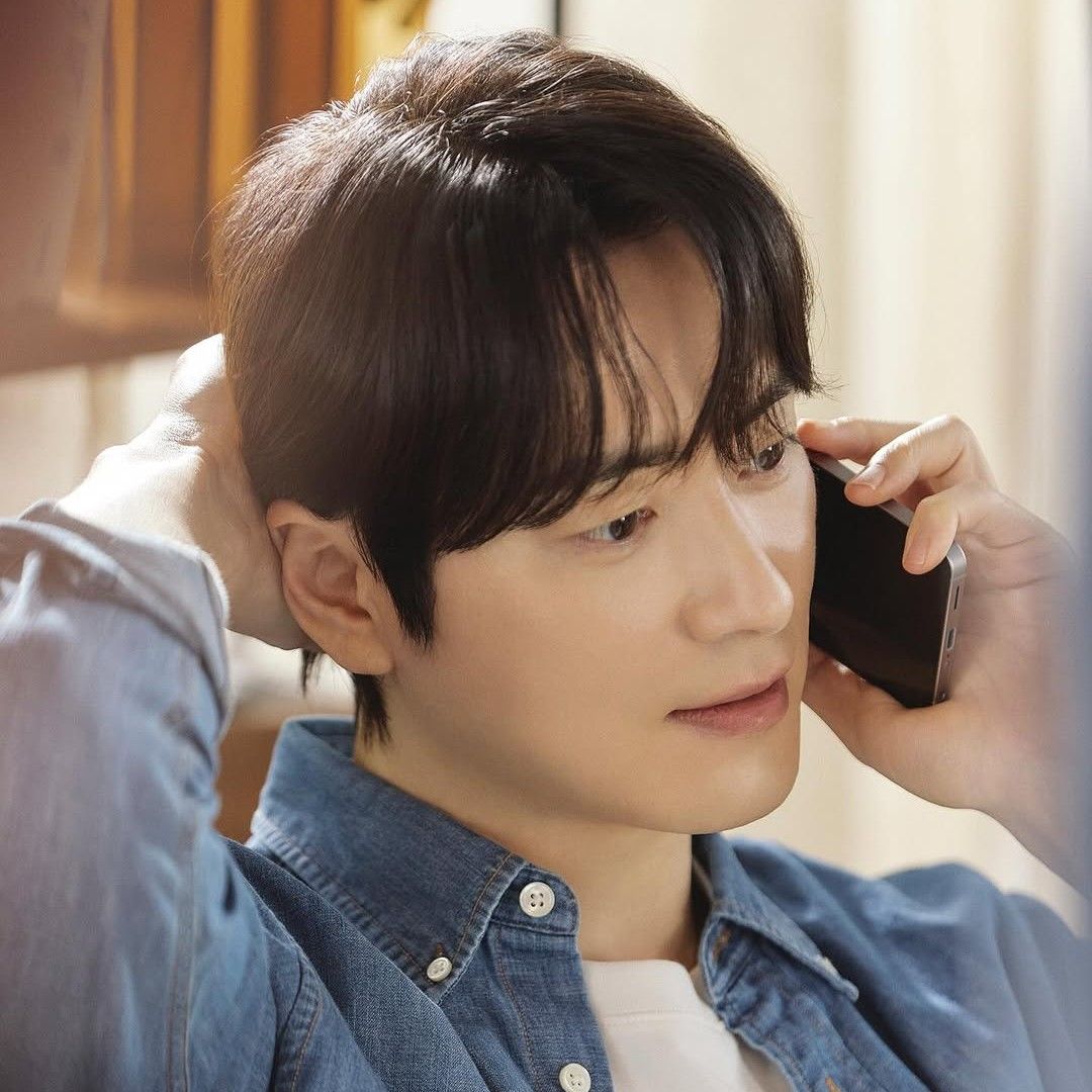 Recent activity shot of Lee Joonhyuk