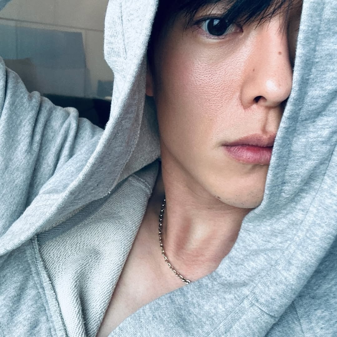 粉丝拍下的张基龙瞬间