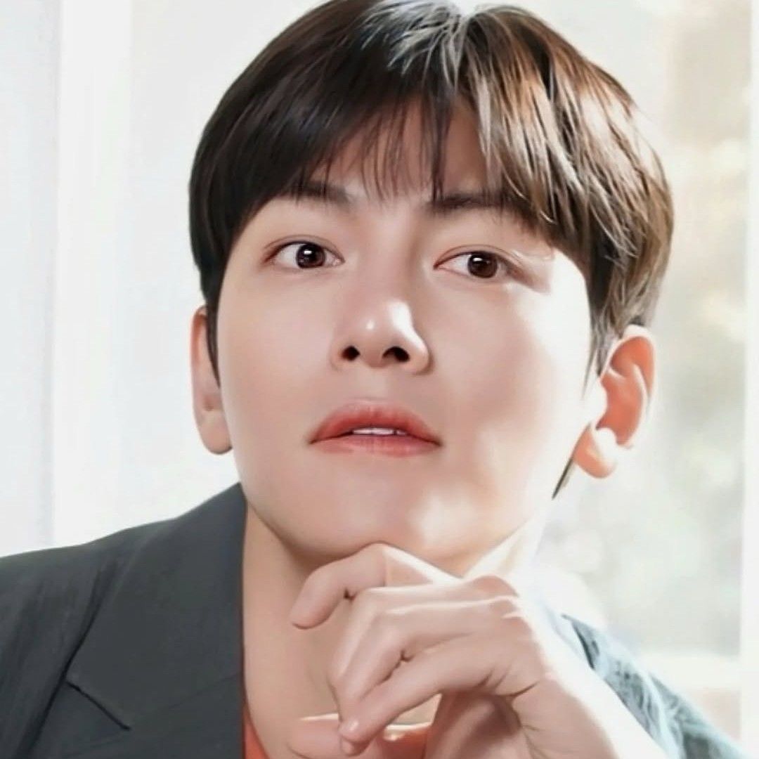 Latest photo of Ji Changwook