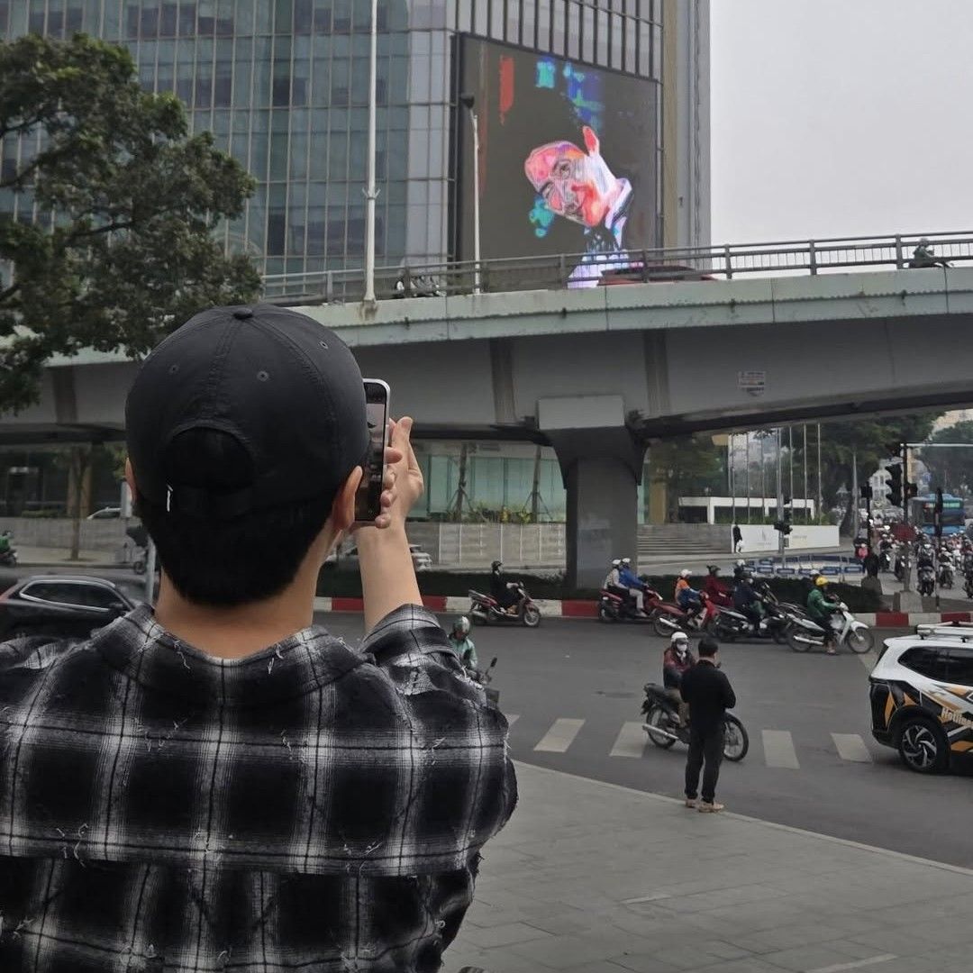 Recent activity shot of Kim Seonho