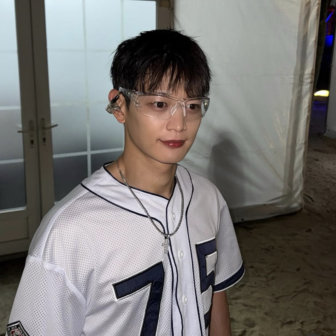Behind-the-scenes cut of Choi Minho