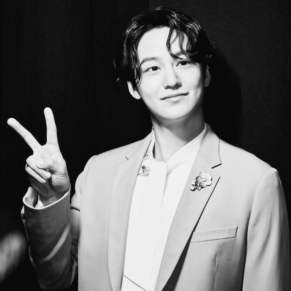 Latest photo of Kim Bum