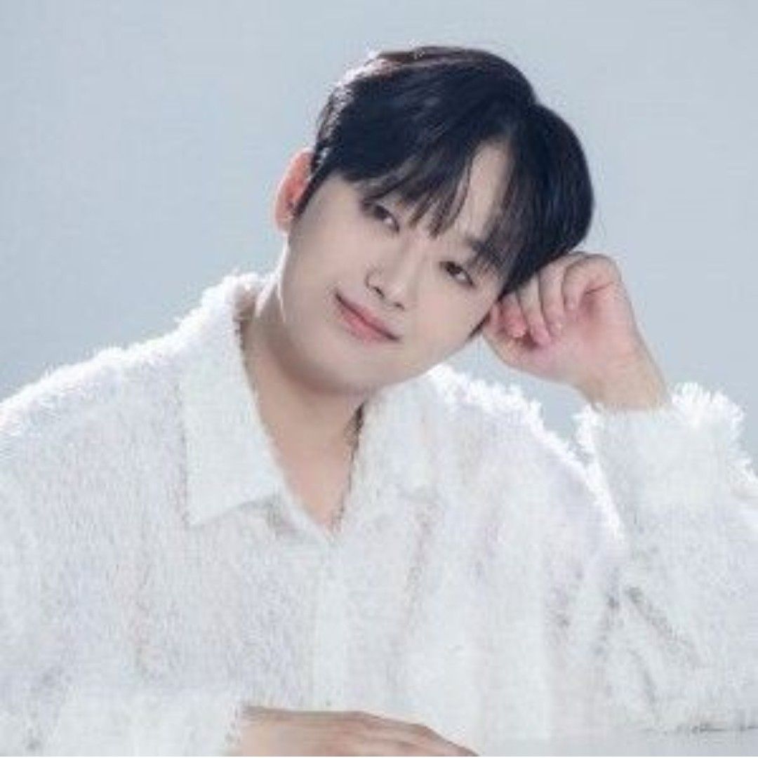 이찬원의 최신 사진