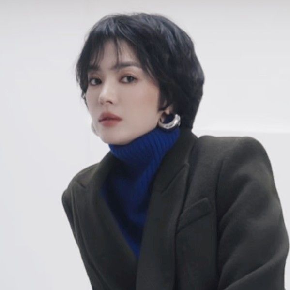 A moment captured by a fan of Song Hyekyo