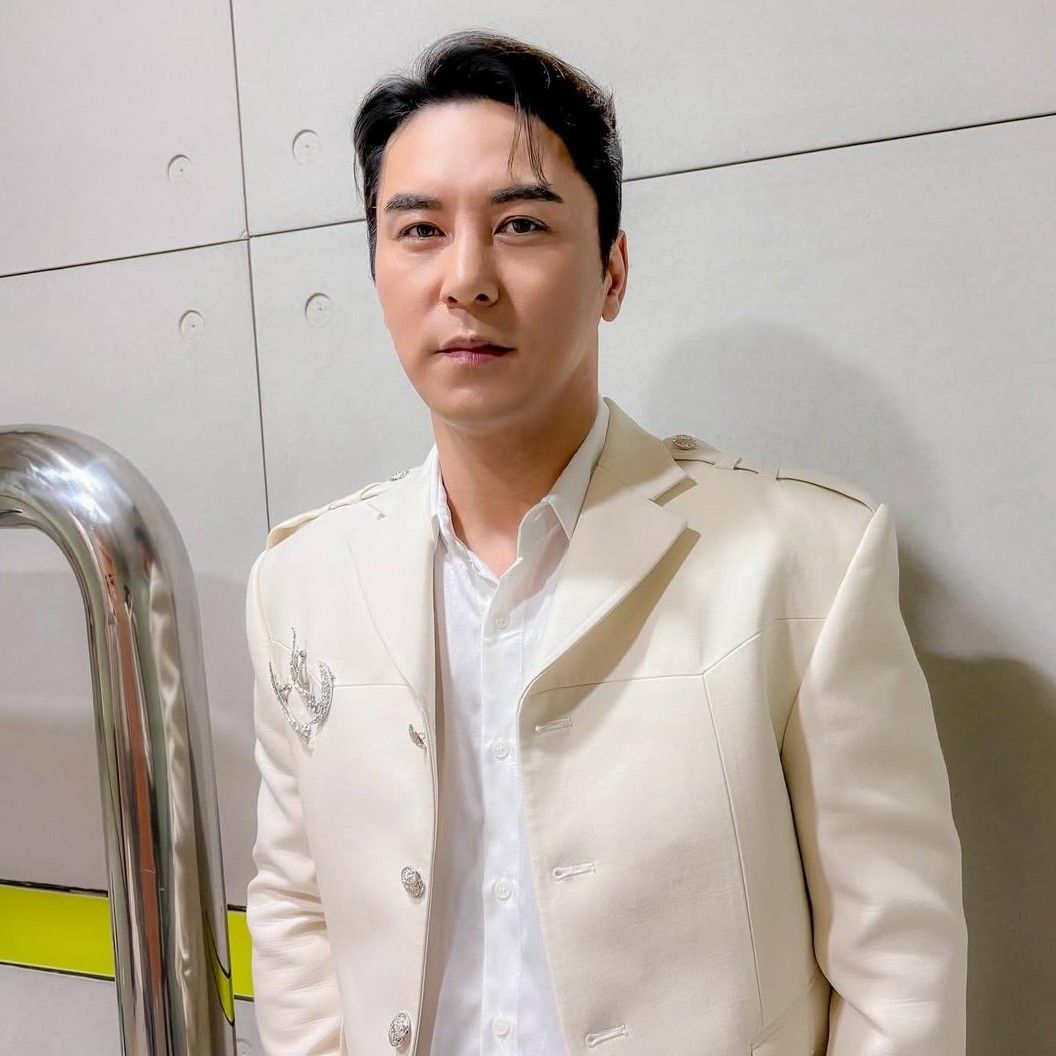 Behind-the-scenes cut of Jang Minho