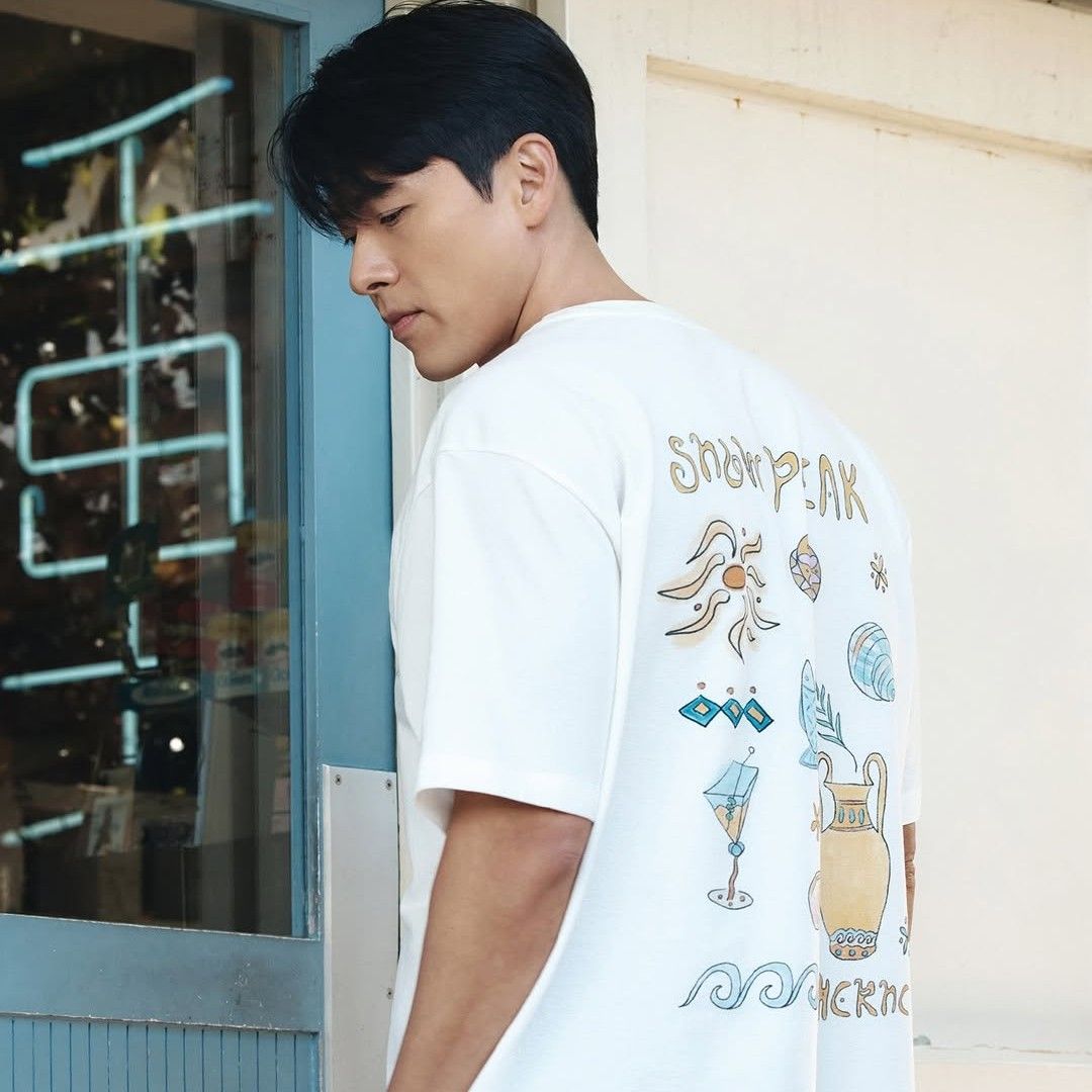 Behind-the-scenes cut of Hyun Bin