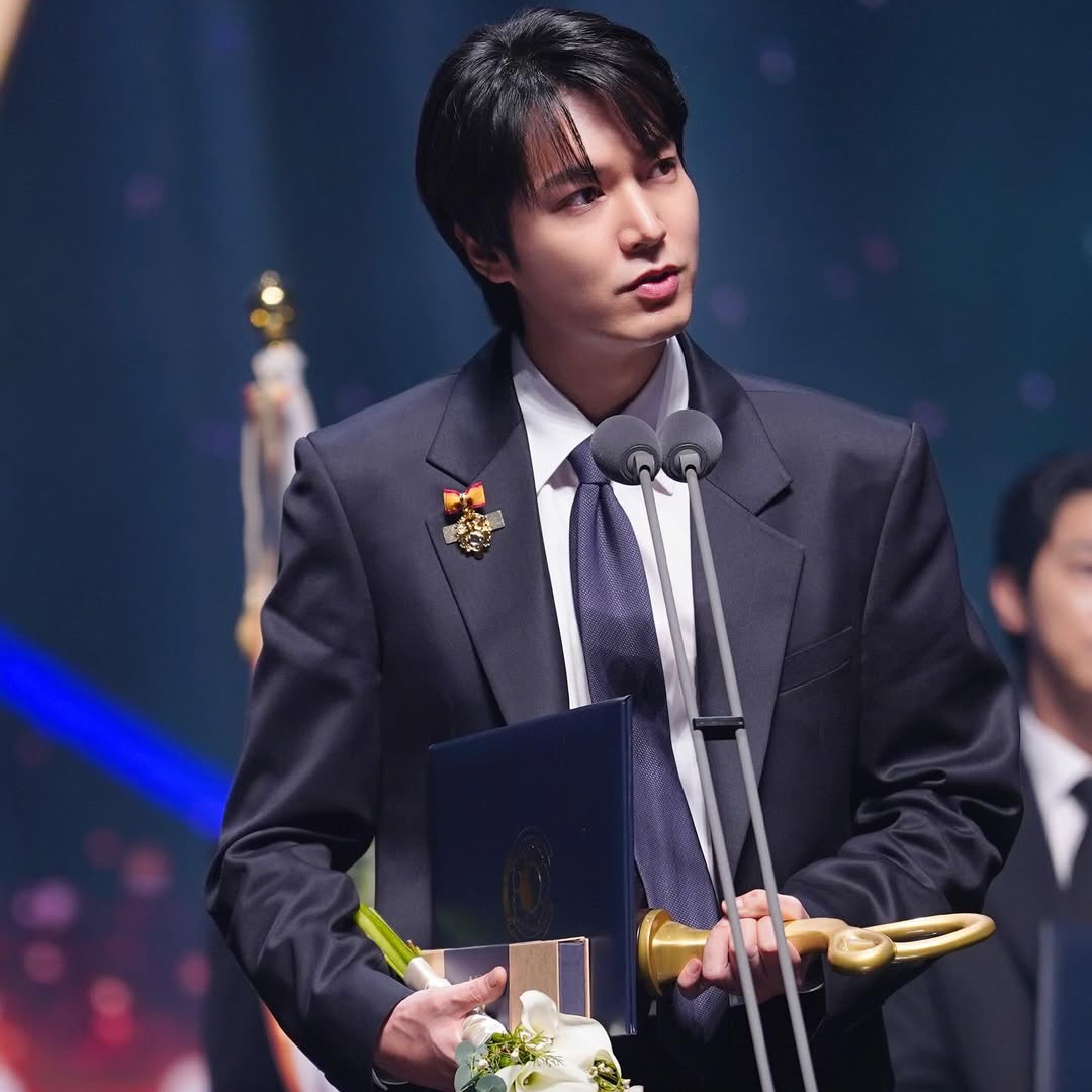 Behind-the-scenes cut of Lee Minho