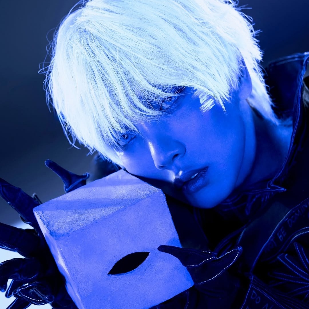 Behind-the-scenes cut of Key