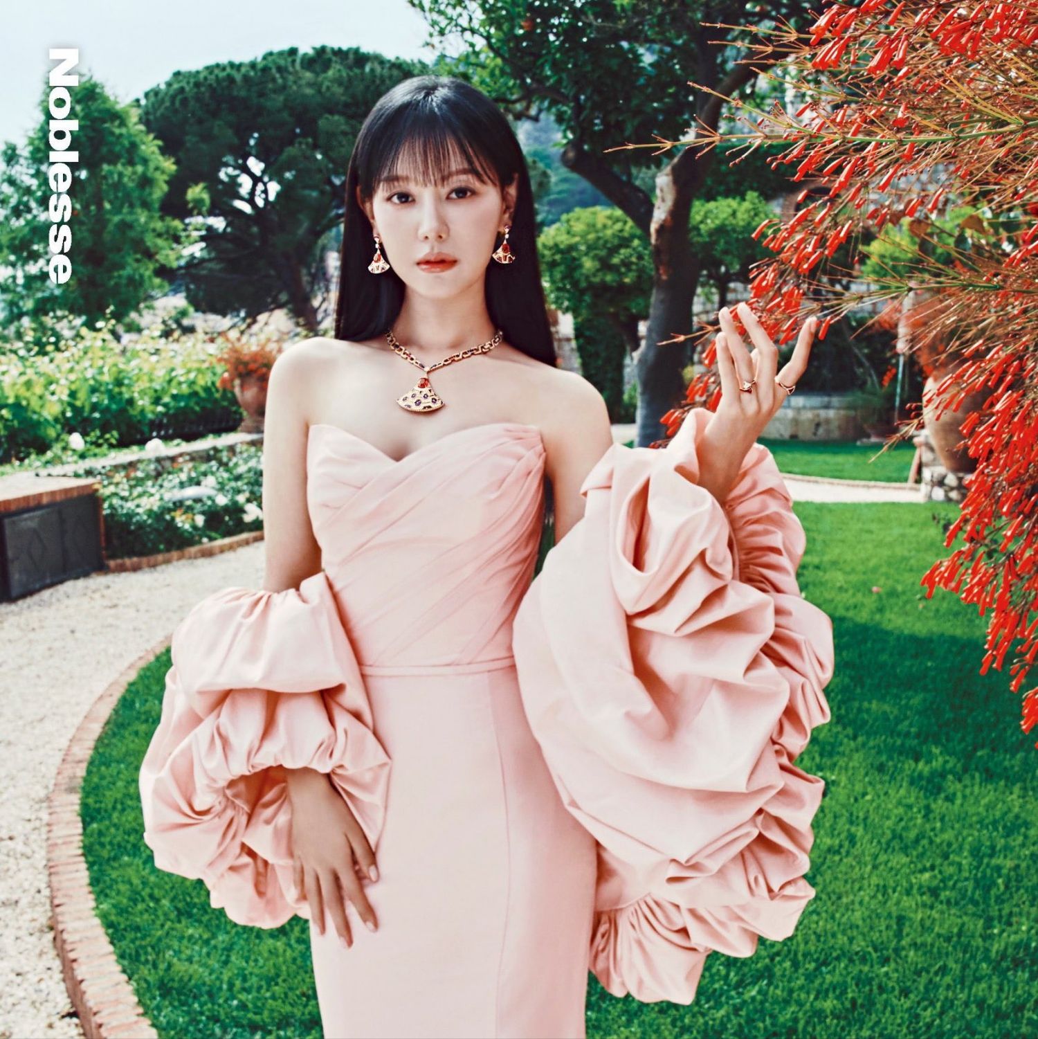 Recent activity shot of Kim Jiwon